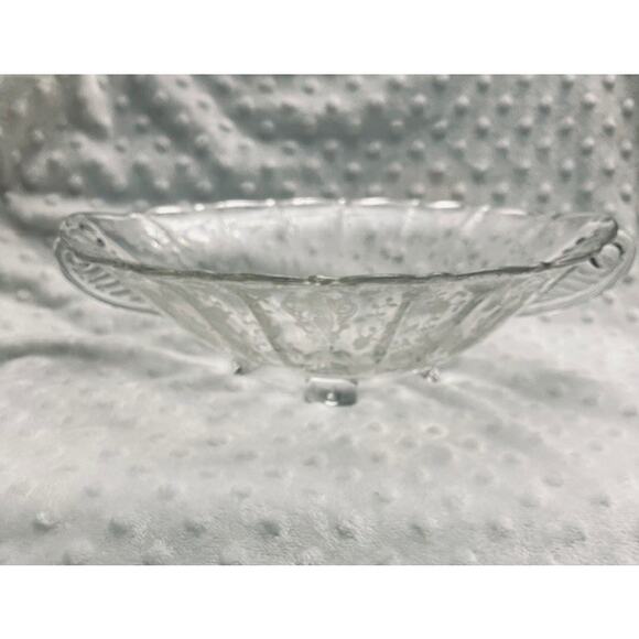 Vintage Fostoria Baroque Shaped, Handled, Footed, Scalloped, Chintz Etched Bowl - Picture 1 of 5
